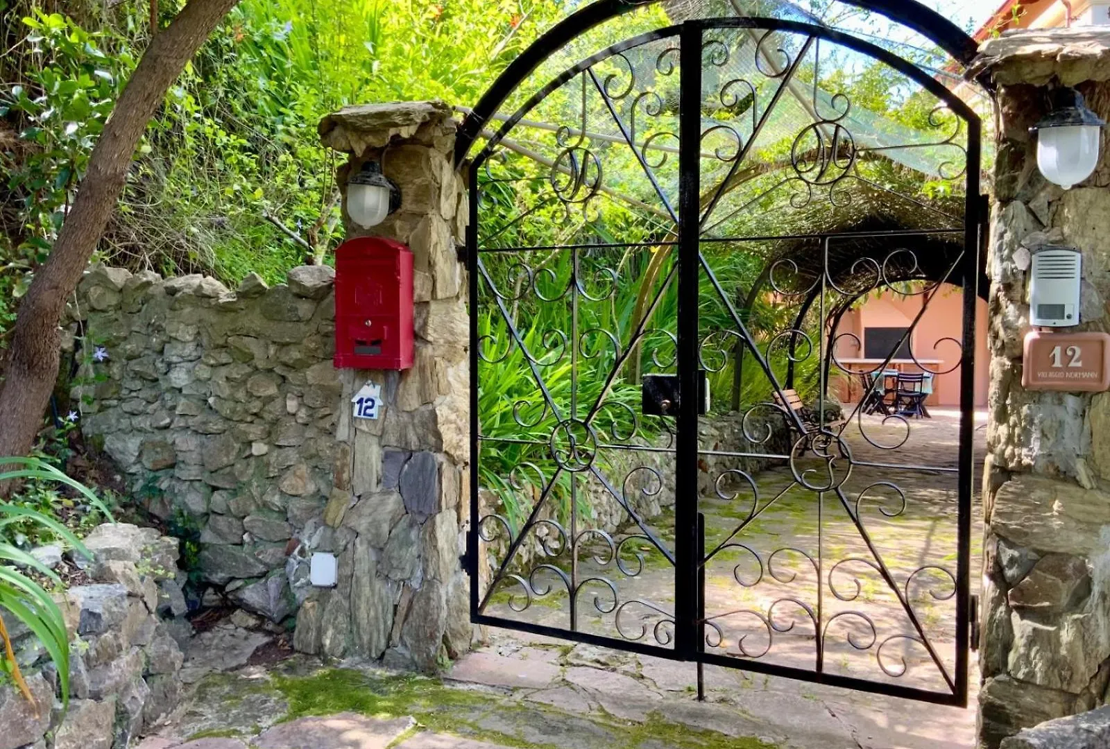 Aragoniteazzurra Casa Vacanza Gonnesa
